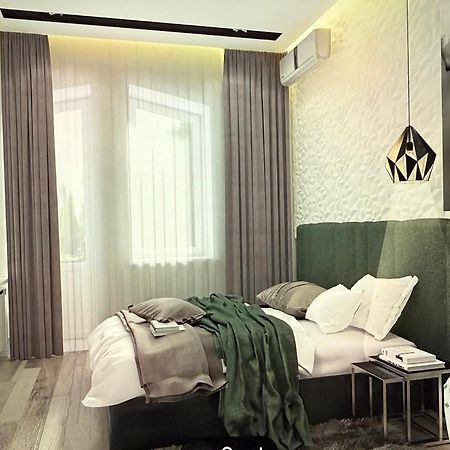 New Apart Lesi Ukrainky Blvd And Olimpiyska And Kreshchatyk And Manhattan City With Parking Kiev Buitenkant foto