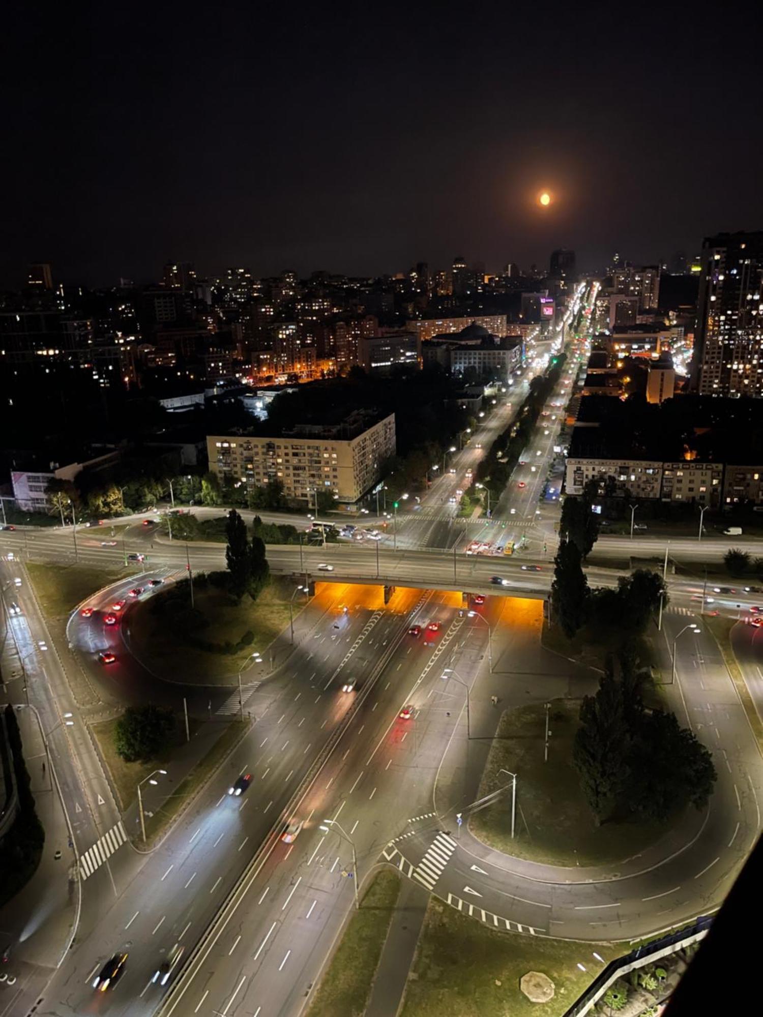 New Apart Lesi Ukrainky Blvd And Olimpiyska And Kreshchatyk And Manhattan City With Parking Kiev Buitenkant foto