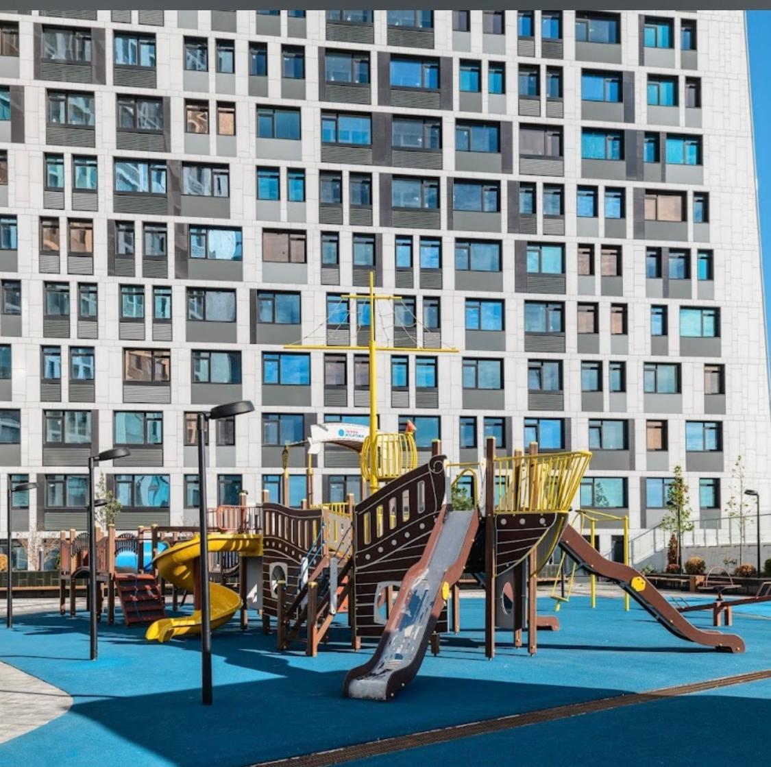 New Apart Lesi Ukrainky Blvd And Olimpiyska And Kreshchatyk And Manhattan City With Parking Kiev Buitenkant foto