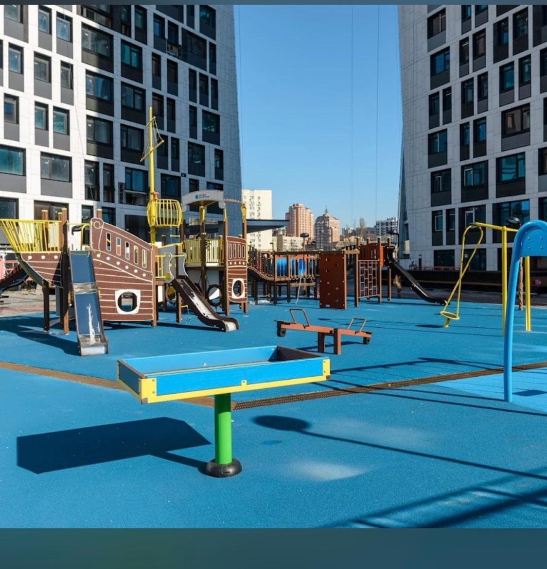 New Apart Lesi Ukrainky Blvd And Olimpiyska And Kreshchatyk And Manhattan City With Parking Kiev Buitenkant foto